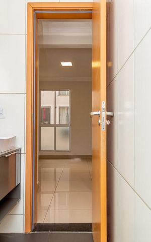 Apartamento à venda com 43m², 2 quartos e 1 vaga Apartamento à venda com 43m², 2 quartos e 1 vagaBanheiro Social