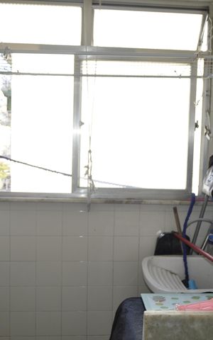 Apartamento à venda com 80m², 2 quartos e 1 vagaÁrea de Serviço