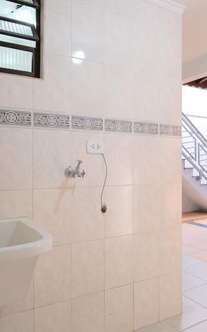 Casa à venda com 200m², 3 quartos e 2 vagasÁrea de Serviço