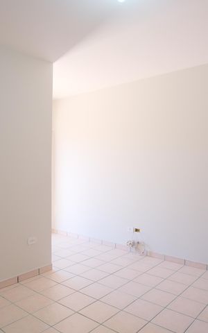 Casa à venda com 200m², 3 quartos e 2 vagasSuíte