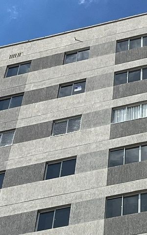 Apartamento à venda com 67m², 3 quartos e 2 vagasFachada / Placa