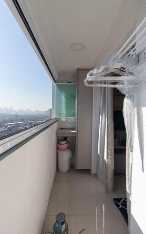 Apartamento à venda com 45m², 2 quartos e 1 vaga Apartamento à venda com 45m², 2 quartos e 1 vagaSacada