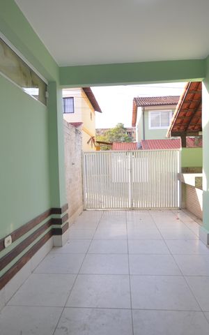 Casa à venda com 100m², 2 quartos e 2 vagasGaragem