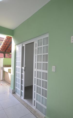 Casa à venda com 100m², 2 quartos e 2 vagasGaragem