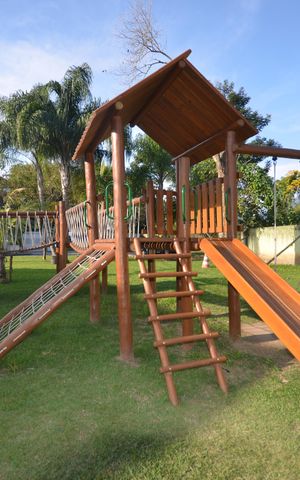 Casa à venda com 100m², 2 quartos e 2 vagasÁrea comum