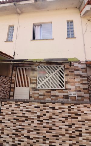 Casa à venda com 50m², 2 quartos e sem vagaFachada 