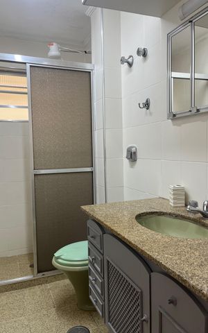 Apartamento para alugar com 66m², 1 quarto e sem vagaBanheiro