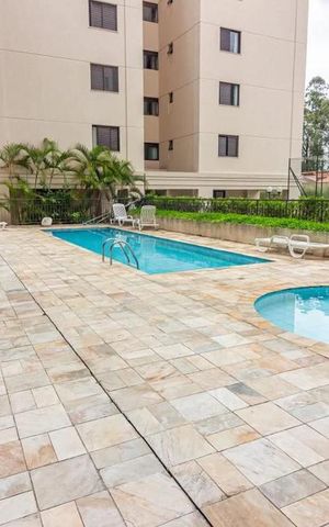 Apartamento para alugar com 91m², 3 quartos e 2 vagas Apartamento para alugar com 91m², 3 quartos e 2 vagasÁrea comum - Piscina