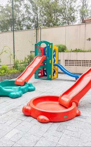 Apartamento para alugar com 91m², 3 quartos e 2 vagas Apartamento para alugar com 91m², 3 quartos e 2 vagasÁrea comum - Playground