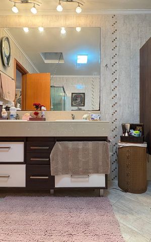 Apartamento à venda com 467m², 4 quartos e 3 vagasBanheiro da Suíte 4