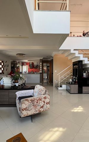 Apartamento à venda com 467m², 4 quartos e 3 vagasSala