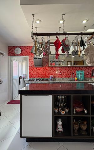 Apartamento à venda com 467m², 4 quartos e 3 vagasCozinha
