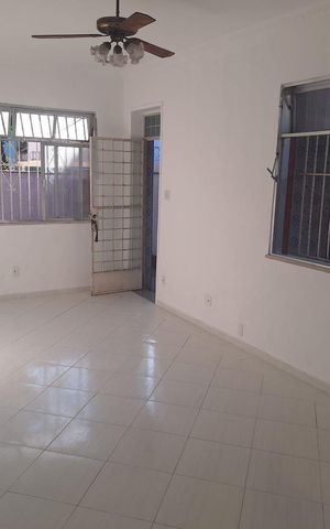Casa à venda com 140m², 2 quartos e sem vaga