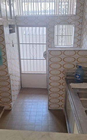 Casa à venda com 140m², 2 quartos e sem vaga