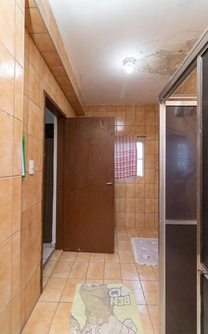 Casa à venda com 300m², 4 quartos e 2 vagasBanheiro da Suíte da Casa 02