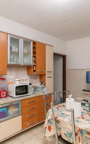 Casa à venda com 300m², 4 quartos e 2 vagasCozinha da Casa 02