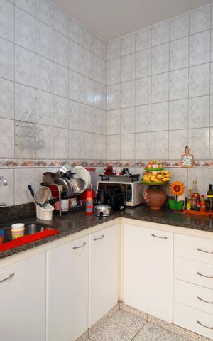 Casa à venda com 208m², 3 quartos e 2 vagasCozinha