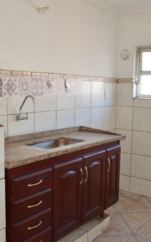 Apartamento à venda com 70m², 1 quarto e sem vagaCozinha e Área de Serviço