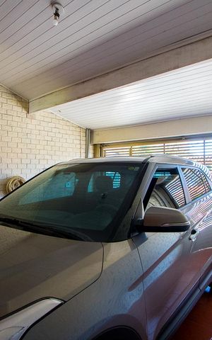 Casa à venda com 183m², 3 quartos e 2 vagas Casa à venda com 183m², 3 quartos e 2 vagasGaragem