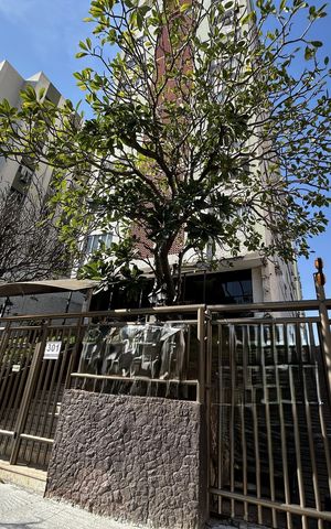 Apartamento à venda com 74m², 2 quartos e 1 vagaFachada e portaria