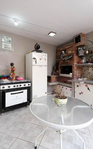 Casa à venda com 130m², 3 quartos e 1 vagaÁrea gourmet