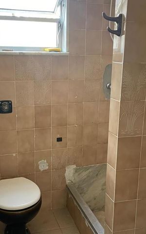 Apartamento à venda com 75m², 2 quartos e 1 vaga Apartamento à venda com 75m², 2 quartos e 1 vagaBanheiro