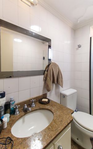 Apartamento à venda com 122m², 4 quartos e 2 vagas Apartamento à venda com 122m², 4 quartos e 2 vagasBanheiro da Suíte 3
