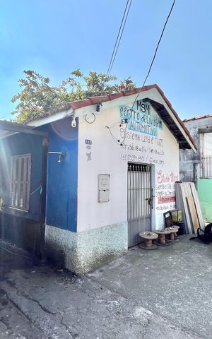 Casa para alugar com 280m², 2 quartos e 6 vagas Casa para alugar com 280m², 2 quartos e 6 vagasÁrea externa