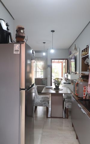 Casa à venda com 73m², 3 quartos e 2 vagasCozinha