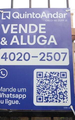 Casa à venda com 73m², 3 quartos e 2 vagasPlaca