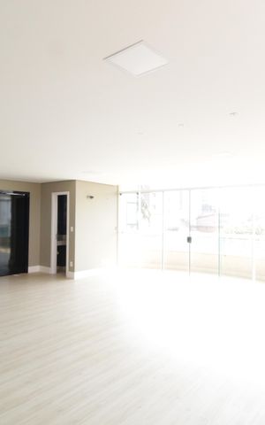 Apartamento para alugar com 180m², 3 quartos e 3 vagasSala