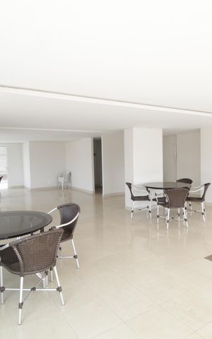 Apartamento para alugar com 180m², 3 quartos e 3 vagasÁrea comum - Salão de festas