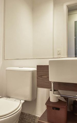 Apartamento à venda com 100m², 2 quartos e 2 vagasLavabo