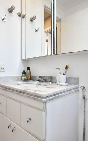 Apartamento à venda com 100m², 2 quartos e 2 vagasBanheiro Social