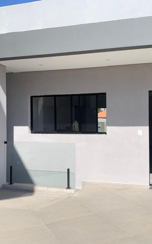 Casa de condomínio para alugar com 380m², 3 quartos e 2 vagas Casa de condomínio para alugar com 380m², 3 quartos e 2 vagasÁrea Externa
