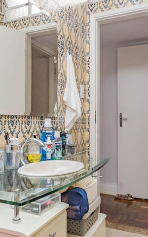 Casa à venda com 210m², 3 quartos e 5 vagasBanheiro Suíte