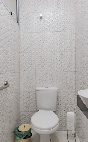 Casa à venda com 210m², 3 quartos e 5 vagasLavabo