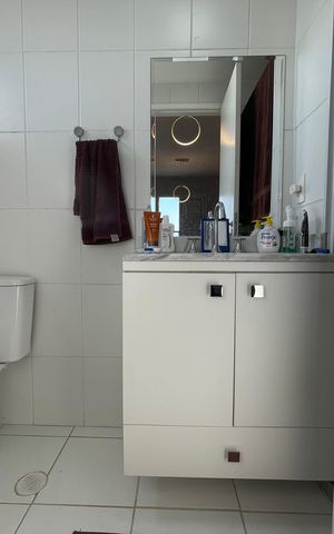 Apartamento à venda com 62m², 2 quartos e 1 vaga Apartamento à venda com 62m², 2 quartos e 1 vagaBanheiro da Suíte