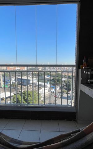 Apartamento à venda com 62m², 2 quartos e 1 vaga Apartamento à venda com 62m², 2 quartos e 1 vagaVaranda