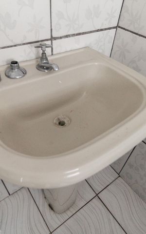 Casa para alugar com 100m², 3 quartos e 1 vagaBanheiro
