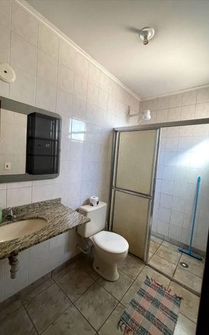 Apartamento para alugar com 82m², 3 quartos e 1 vaga Apartamento para alugar com 82m², 3 quartos e 1 vagaBanheiro 1