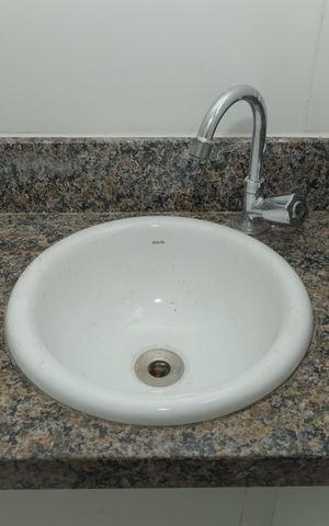 Apartamento para alugar com 47m², 2 quartos e sem vaga Apartamento para alugar com 47m², 2 quartos e sem vagaBanheiro
