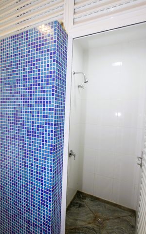 Casa à venda com 540m², 5 quartos e 6 vagasBanheiro da Piscina