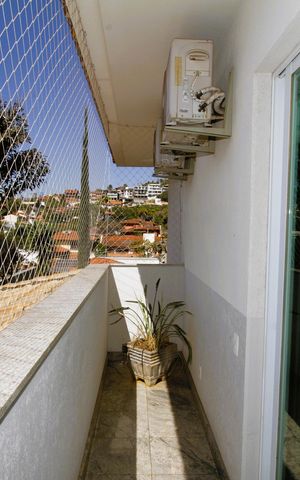 Casa à venda com 540m², 5 quartos e 6 vagasVaranda quarto 3