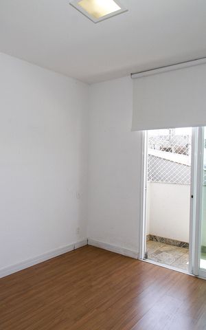 Casa à venda com 540m², 5 quartos e 6 vagasQuarto 3 - Suíte