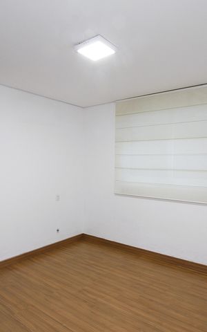 Casa à venda com 540m², 5 quartos e 6 vagasCopa