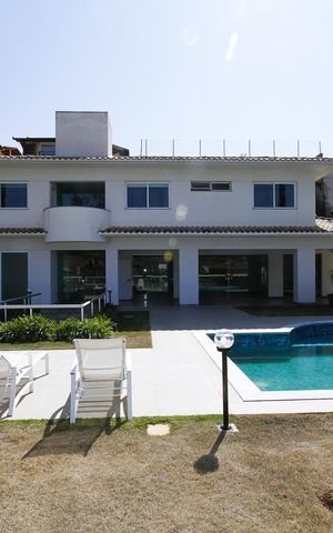 Casa à venda com 540m², 5 quartos e 6 vagasPiscina
