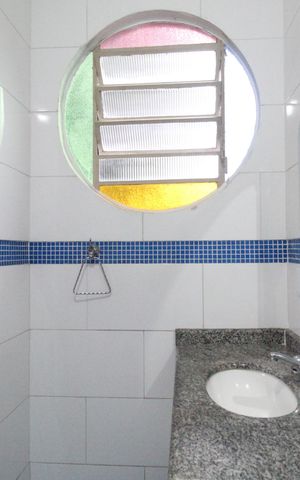 Casa de condomínio à venda com 290m², 5 quartos e 3 vagasBanheiro da suíte 1