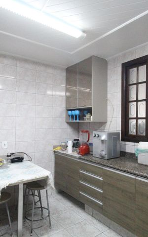 Casa de condomínio à venda com 290m², 5 quartos e 3 vagasCozinha