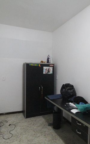 Casa de condomínio à venda com 290m², 5 quartos e 3 vagasQuarto 1